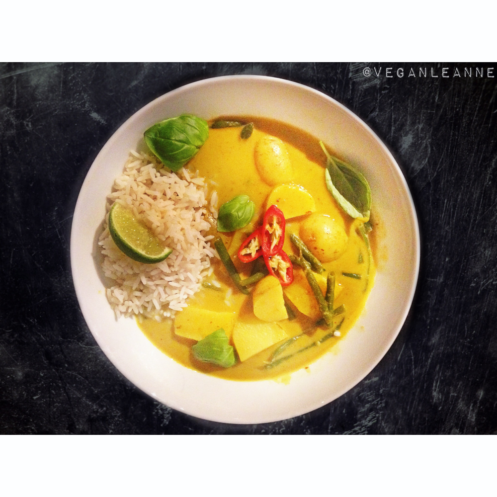 Yellow curry and rice